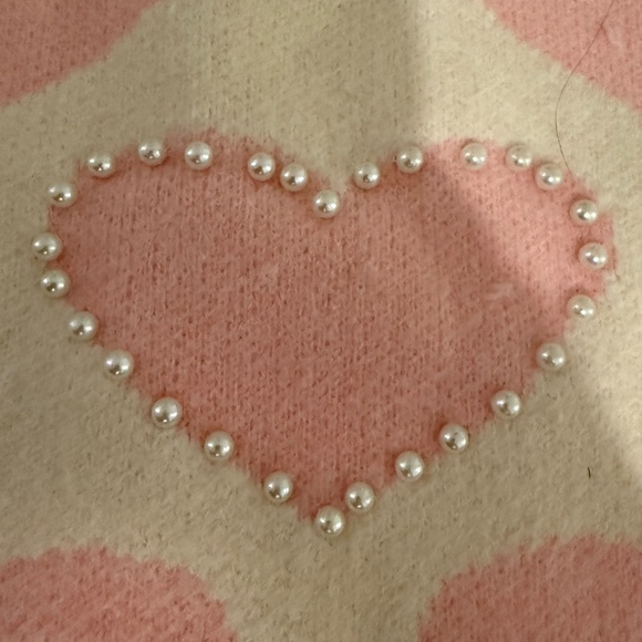 Cider sweater with heart detail - Picture 2 of 2